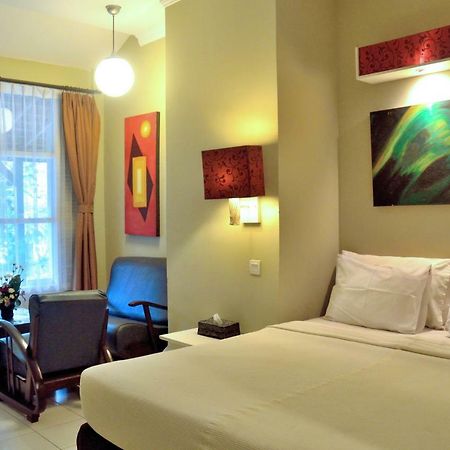 Desa Nyima Hotell Seminyak Exteriör bild