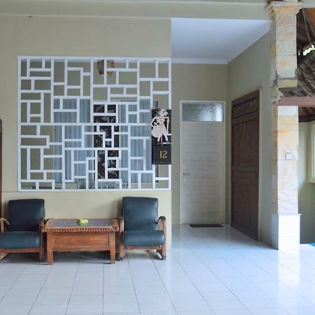 Desa Nyima Hotell Seminyak Exteriör bild