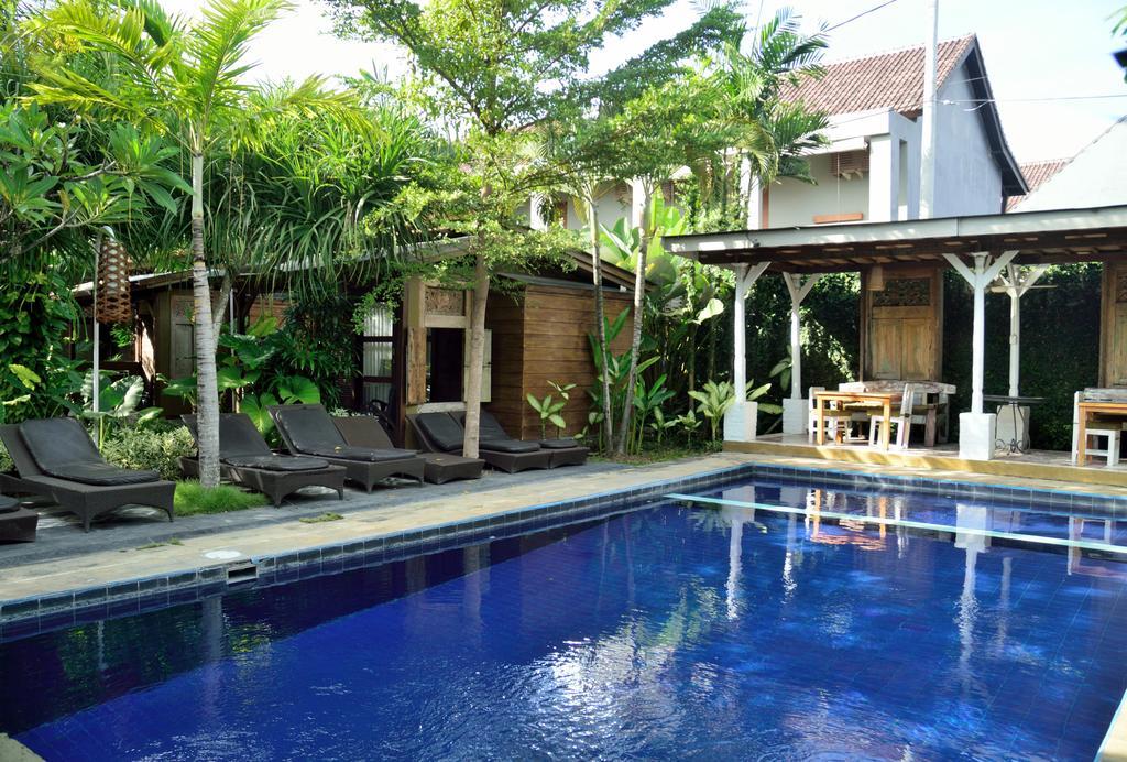 Desa Nyima Hotell Seminyak Exteriör bild