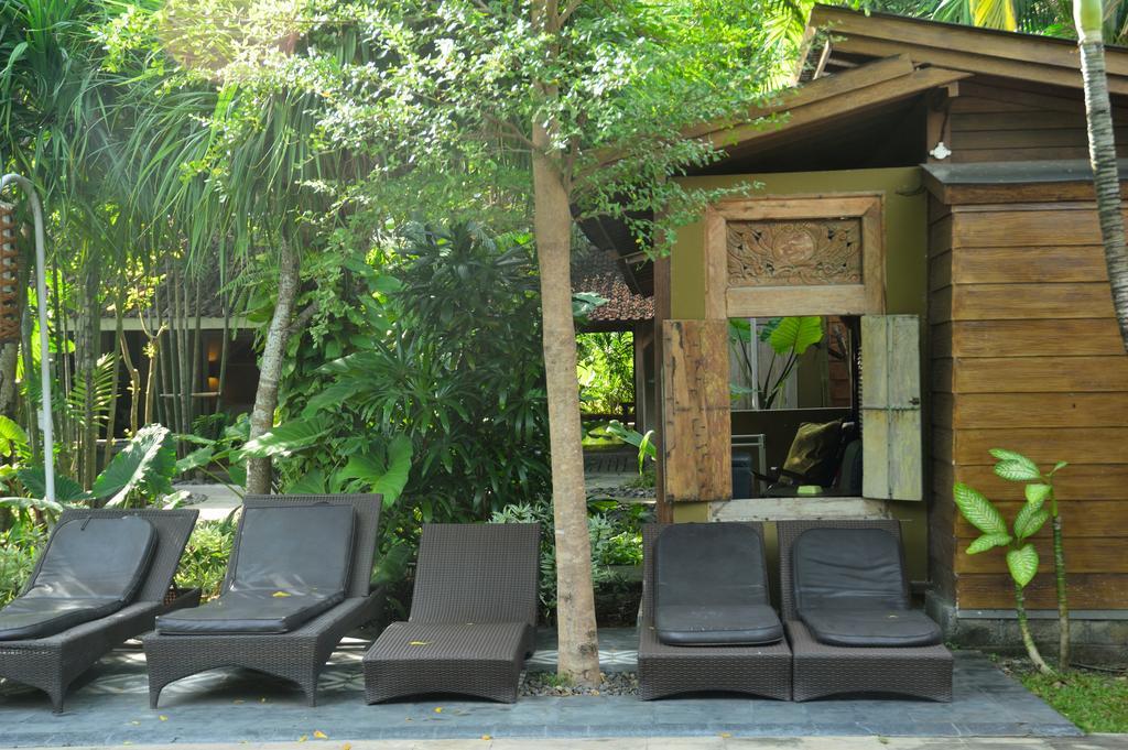 Desa Nyima Hotell Seminyak Exteriör bild