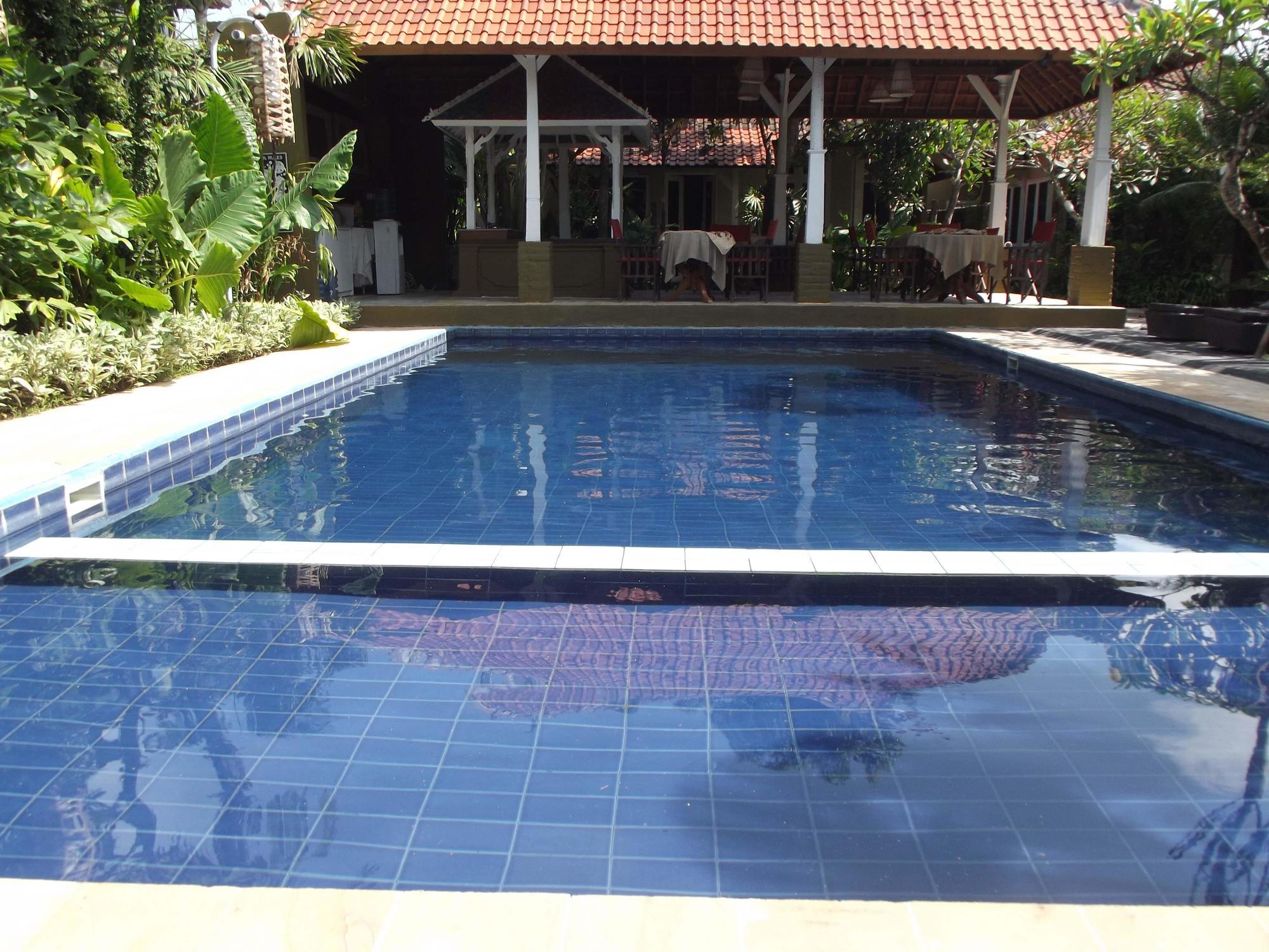 Desa Nyima Hotell Seminyak Exteriör bild