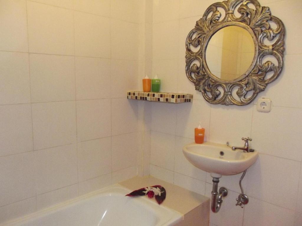 Desa Nyima Hotell Seminyak Exteriör bild