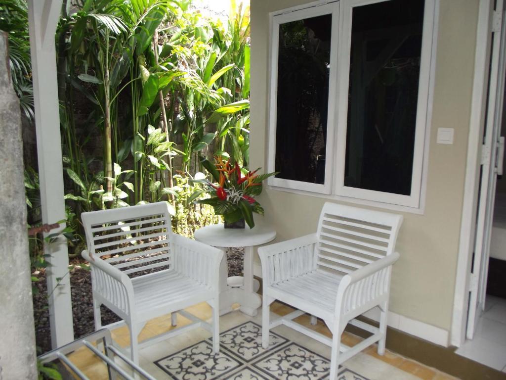 Desa Nyima Hotell Seminyak Rum bild