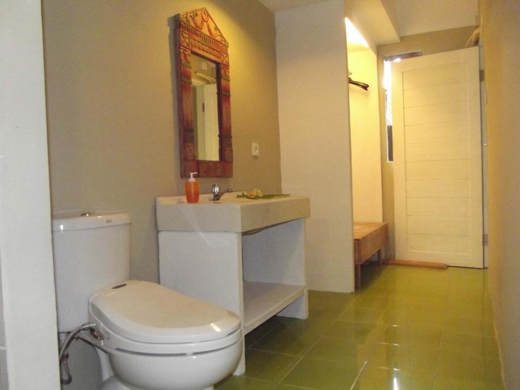 Desa Nyima Hotell Seminyak Rum bild
