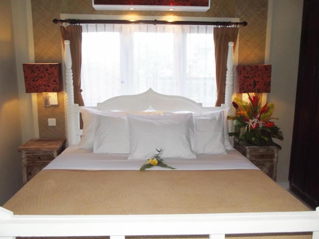 Desa Nyima Hotell Seminyak Rum bild