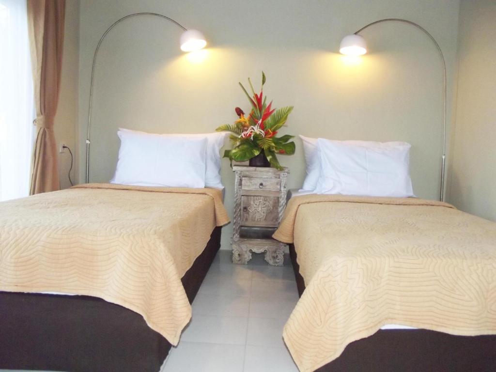 Desa Nyima Hotell Seminyak Rum bild